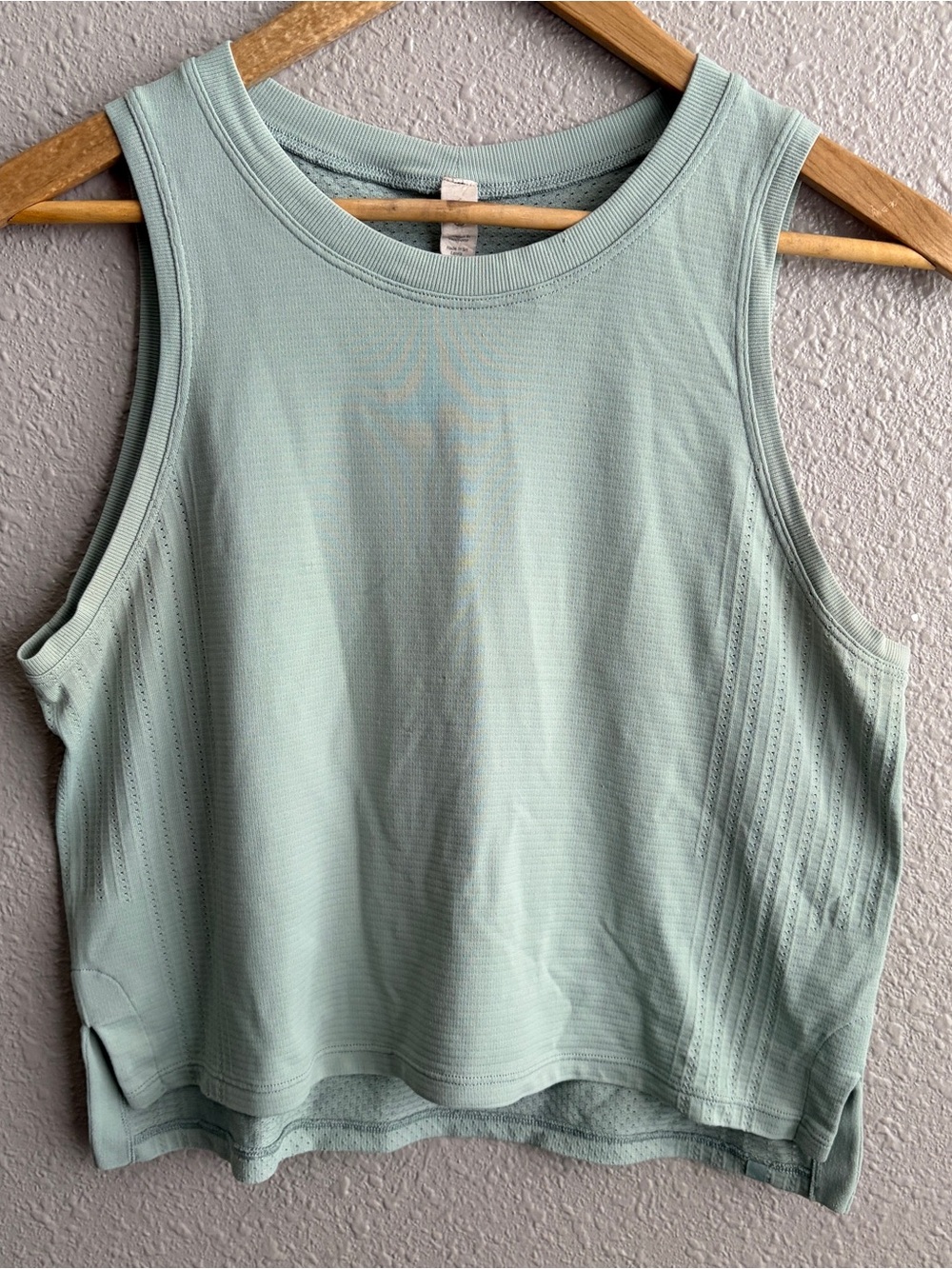 Lululemon Mint Train To Be Cropped Tank Top 6